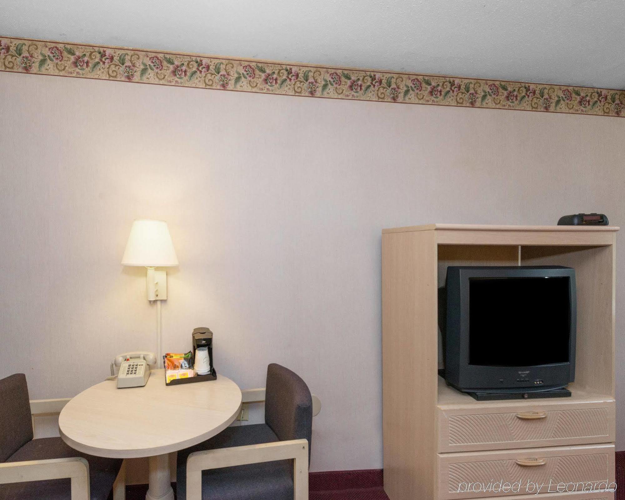 Rodeway Inn アナポリス エクステリア 写真