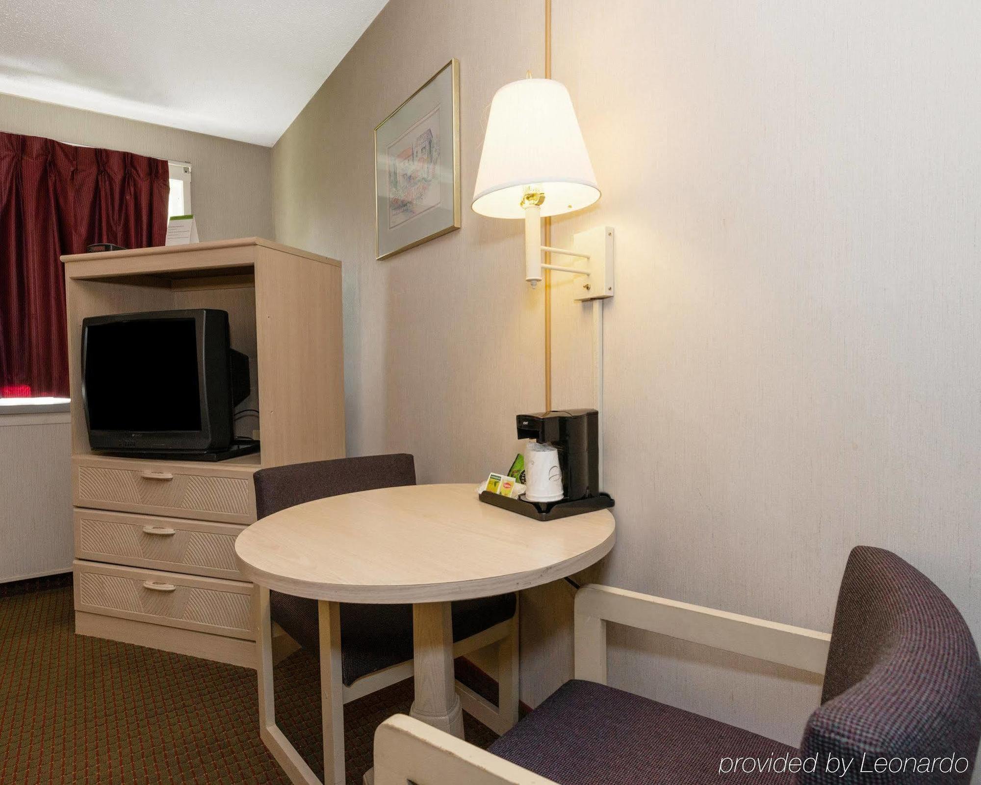 Rodeway Inn アナポリス エクステリア 写真